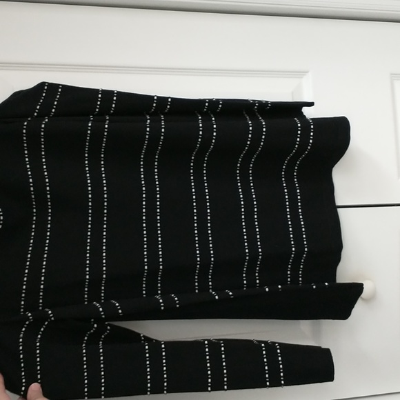 💐SALE💐🆕All at Once Cold//Peek a Boo Shoulder/Light Wgt Sweater. Size 1X. SOFT - Picture 9 of 11